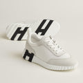 Bouncing Sneaker