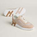 Bouncing Sneaker